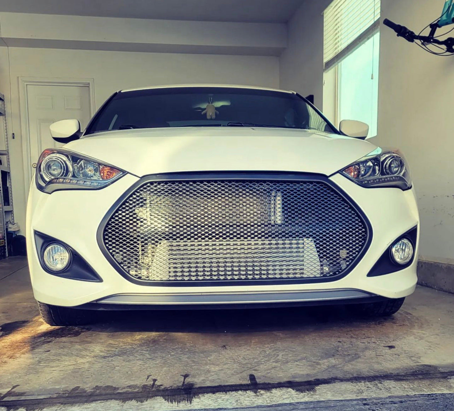 2013-2017 Hyundai Veloster Turbo front grill