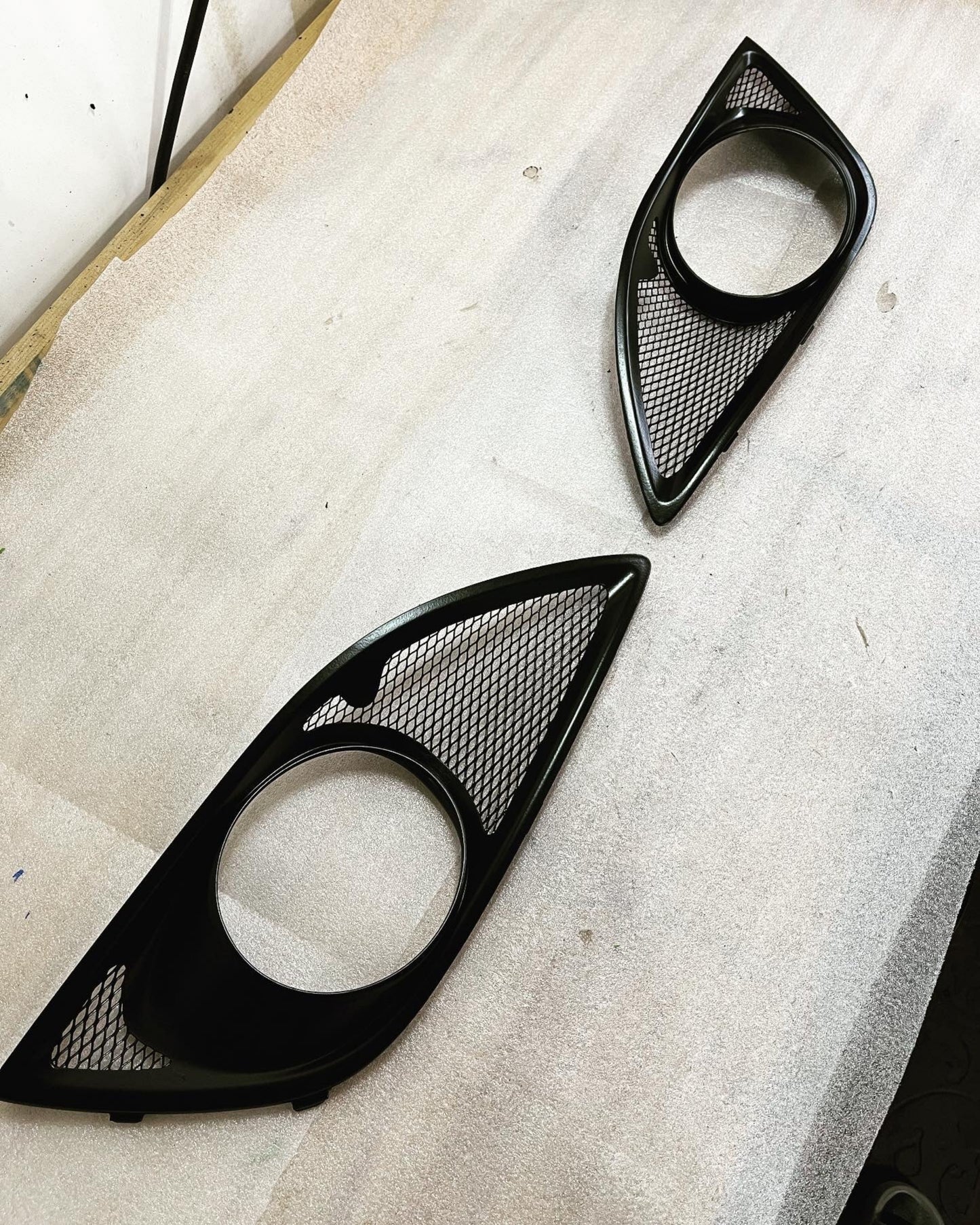 2013-2017 Veloster turbo mesh fog light bezels, double cut out