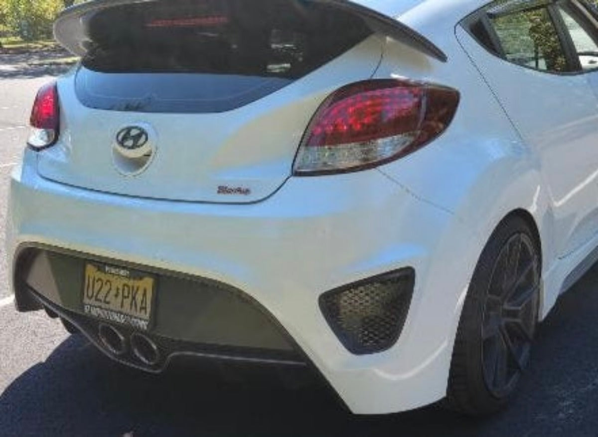 2013-2017 Hyundai Veloster turbo rear reflector deletes