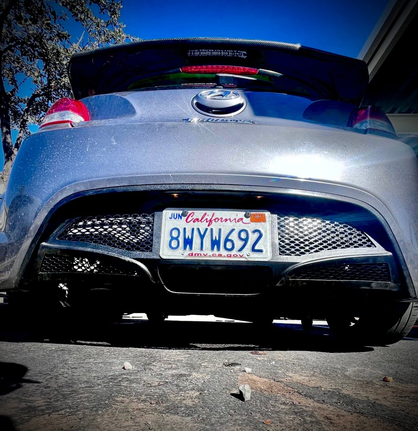 2012-2017 Veloster NAV, base and remix edition rear lower bumper cover w/ double mesh cutout